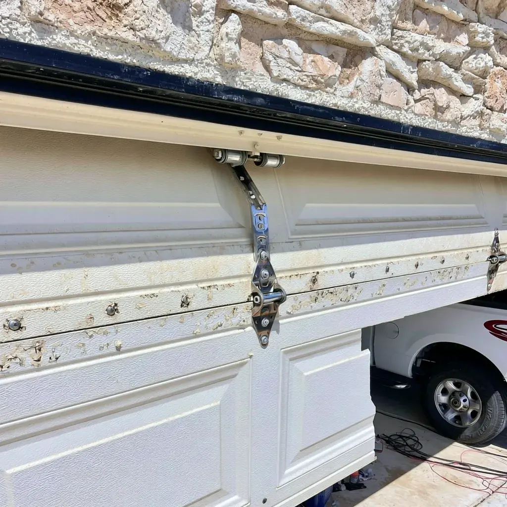 General Garage Door Repair service in Franklin, TN